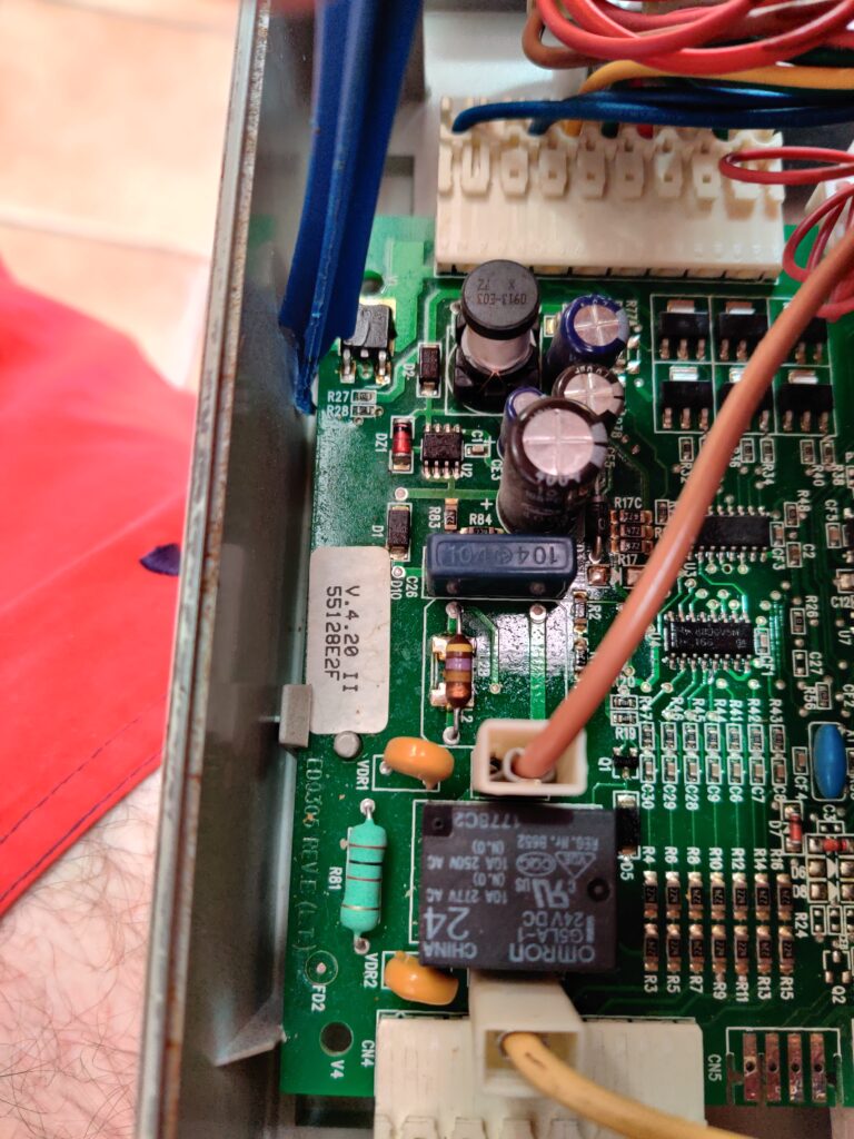 Retirer la carte d'alimentation